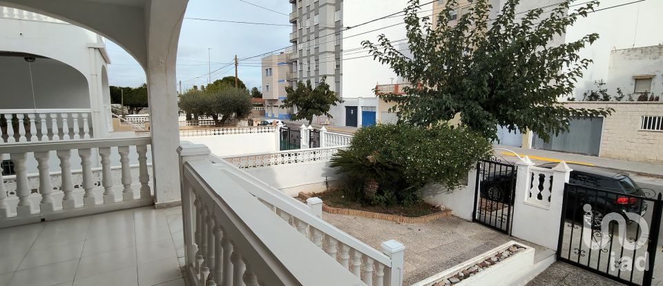 Casa 4 habitaciones de 180 m² en Nules (12520)