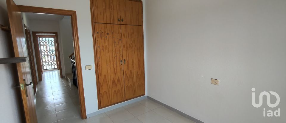 Casa 4 habitaciones de 180 m² en Nules (12520)