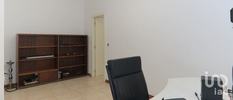 Boutique/Local commercial de 160 m² à Barcelona (08028)