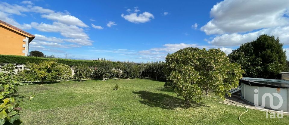 Casa 4 habitaciones de 89 m² en Cembranos (24231)