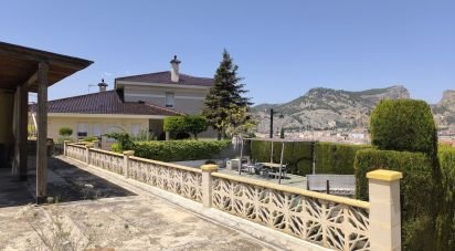 House 5 bedrooms of 363 m² in Urbanización Baradello-Sargento (03801)
