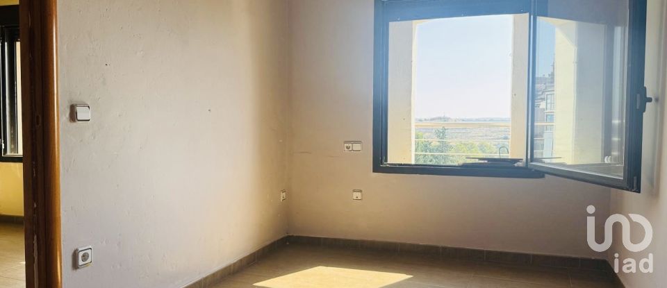 Pis 3 habitacions de 70 m² a Cervera (25200)