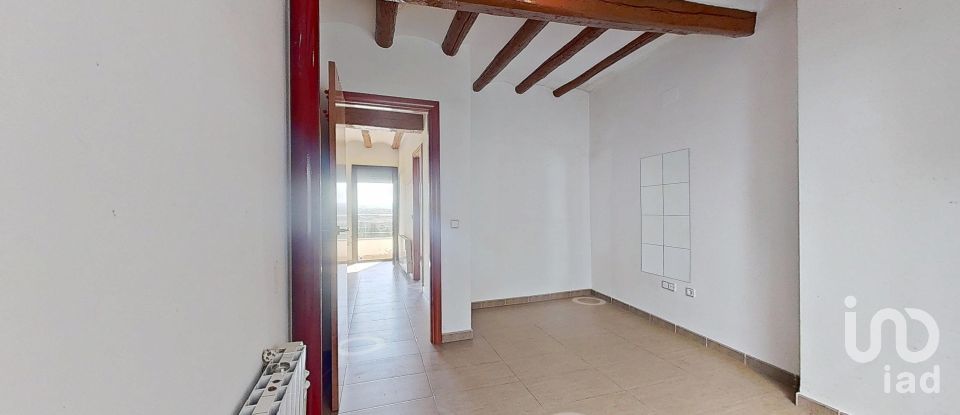 Pis 3 habitacions de 70 m² a Cervera (25200)