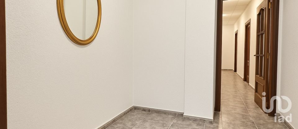 Appartement 3 chambres de 95 m² à Cubelles (08880)