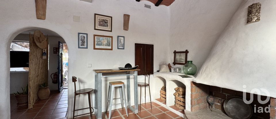 Shop / premises commercial of 151 m² in Dénia (03700)