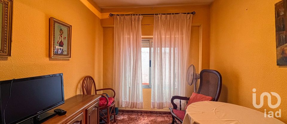 Pis 4 habitacions de 118 m² a Dénia (03700)