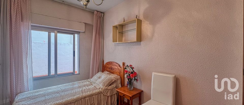 Pis 4 habitacions de 118 m² a Dénia (03700)