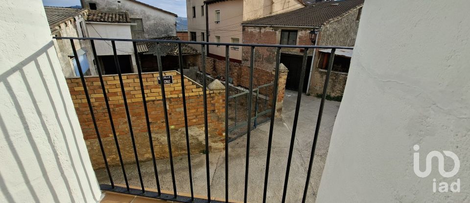 Casa señorial 4 habitaciones de 630 m² en La Puebla de Castro (22435)