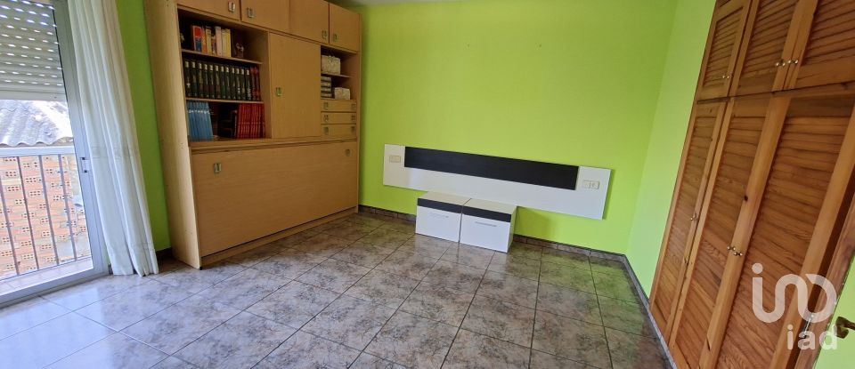 Casa señorial 4 habitaciones de 630 m² en La Puebla de Castro (22435)