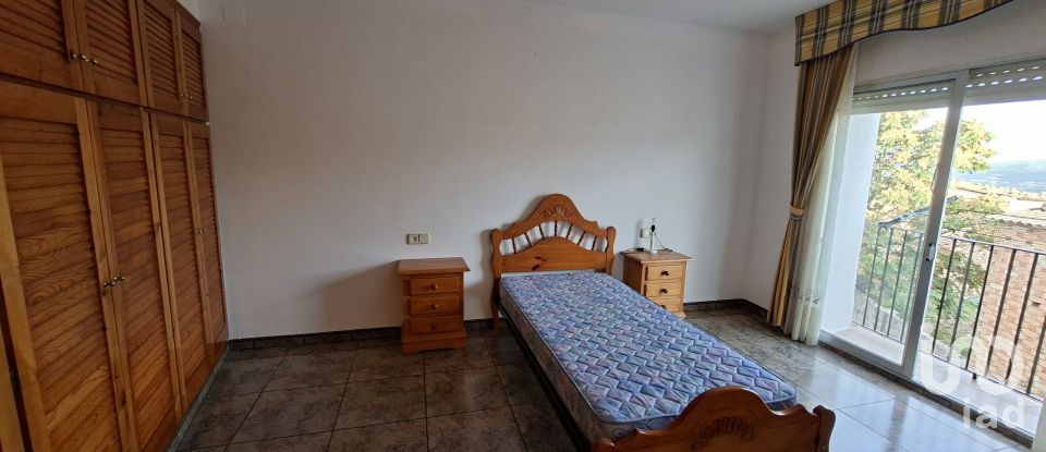 Casa señorial 4 habitaciones de 630 m² en La Puebla de Castro (22435)