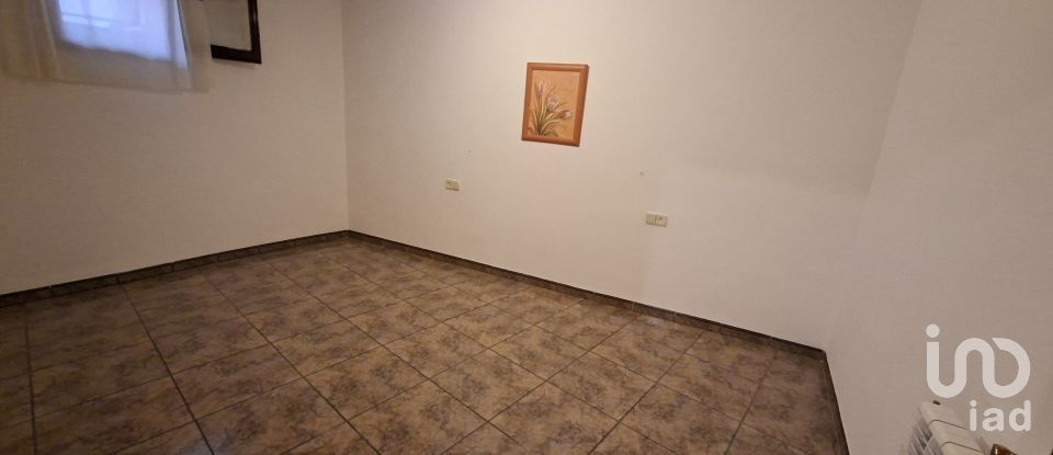 Casa señorial 4 habitaciones de 630 m² en La Puebla de Castro (22435)