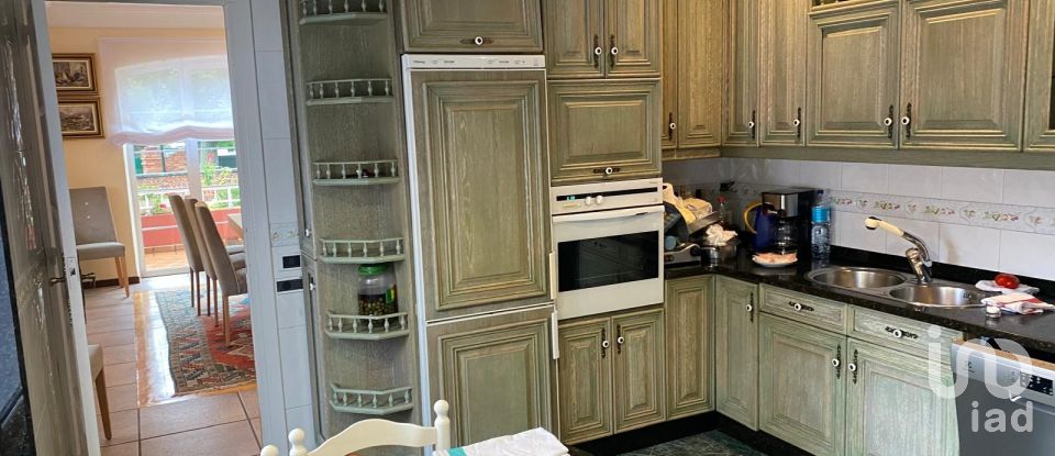 Casa de muntanya 4 habitacions de 190 m² a Salinas (33405)