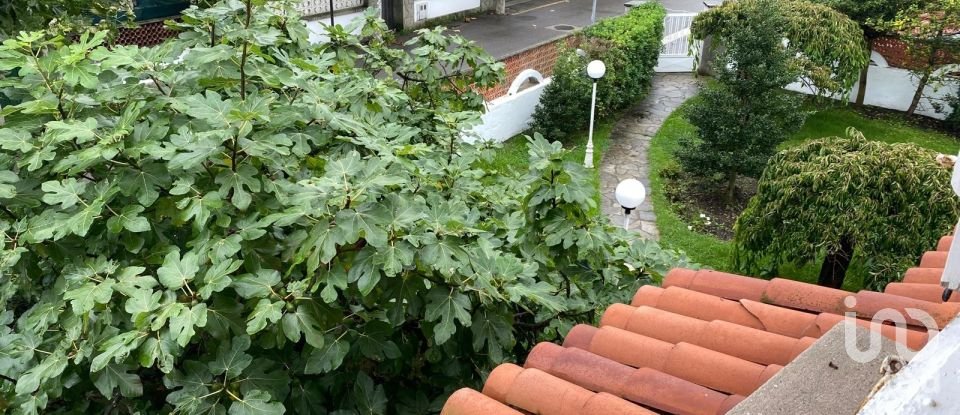 Casa de muntanya 4 habitacions de 190 m² a Salinas (33405)