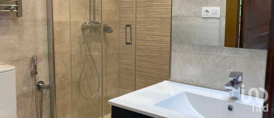 Casa de muntanya 4 habitacions de 190 m² a Salinas (33405)