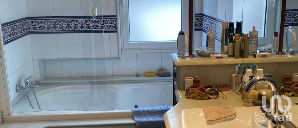 Casa de muntanya 4 habitacions de 190 m² a Salinas (33405)