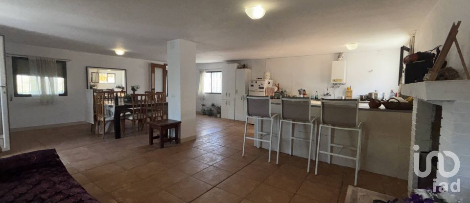 Casa rústica 4 habitaciones de 166 m² en Agullent (46890)