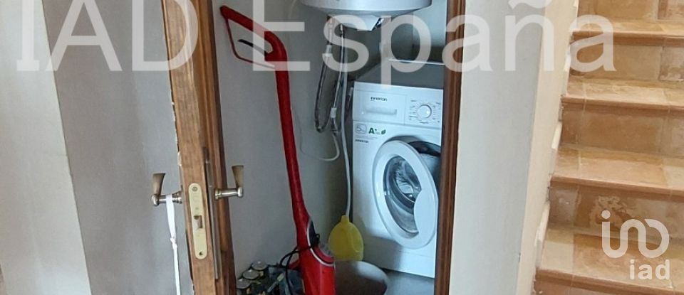 Casa 2 habitaciones de 87 m² en Baños (30626)