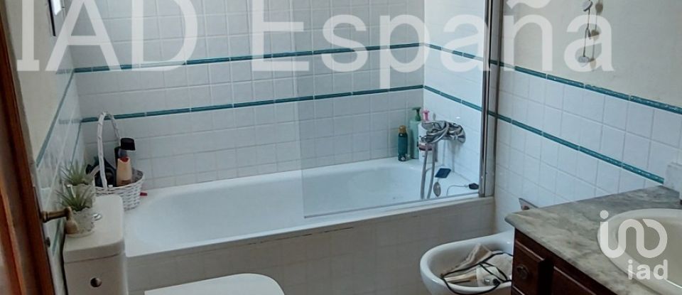 Casa 2 habitaciones de 87 m² en Baños (30626)