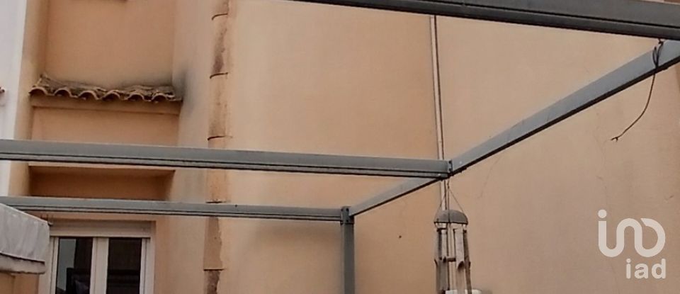 Casa 2 habitaciones de 87 m² en Baños (30626)