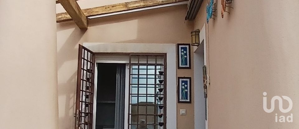 Casa 2 habitaciones de 87 m² en Baños (30626)