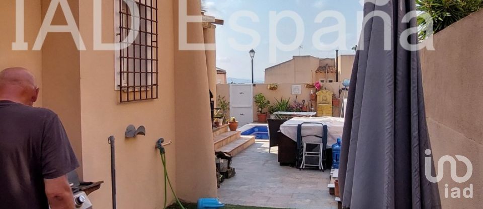 Casa 2 habitaciones de 87 m² en Baños (30626)