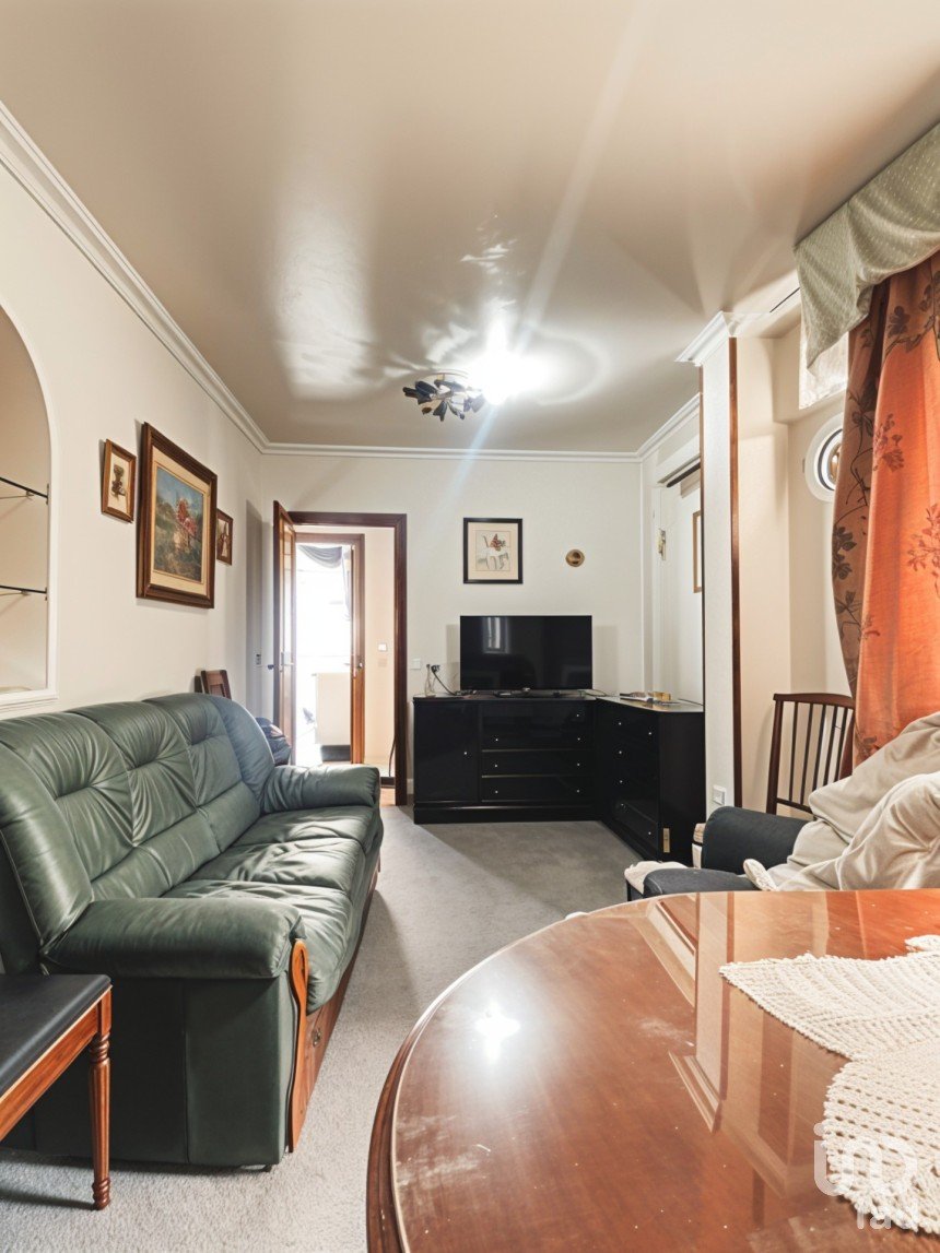 Piso 4 habitaciones de 90 m² en Sevilla (41010)