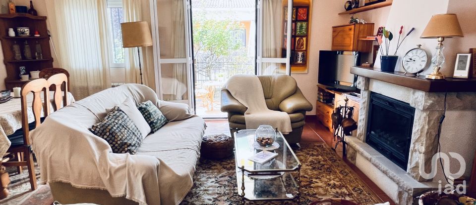 Casa 3 habitaciones de 146 m² en La Cañada (05294)