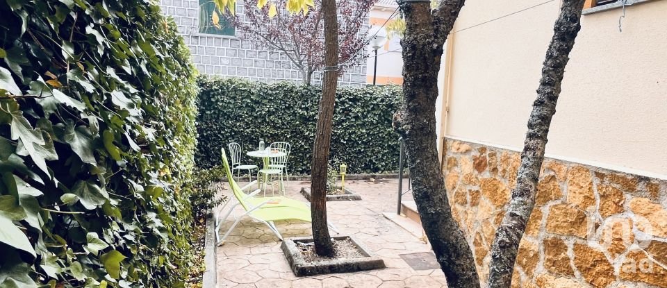 Casa 3 habitaciones de 146 m² en La Cañada (05294)