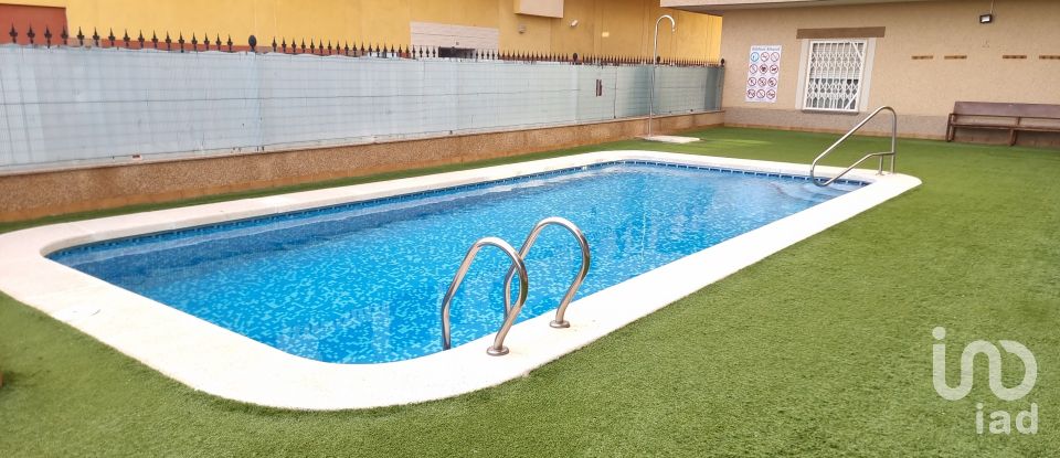 Pis 3 habitacions de 139 m² a Albatera (03340)