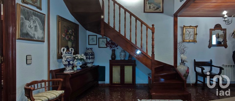 Maison 4 chambres de 241 m² à Sant Llorenç d'Hortons (08791)