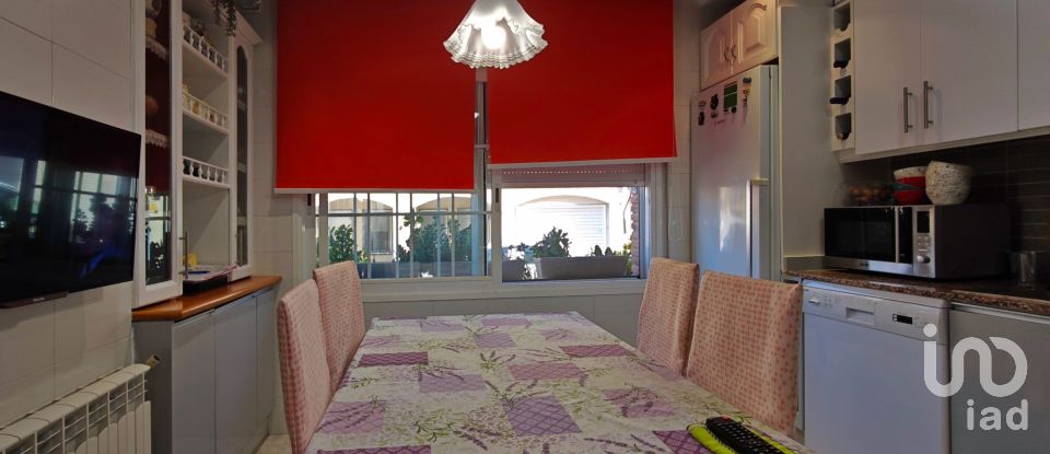 Maison 4 chambres de 241 m² à Sant Llorenç d'Hortons (08791)