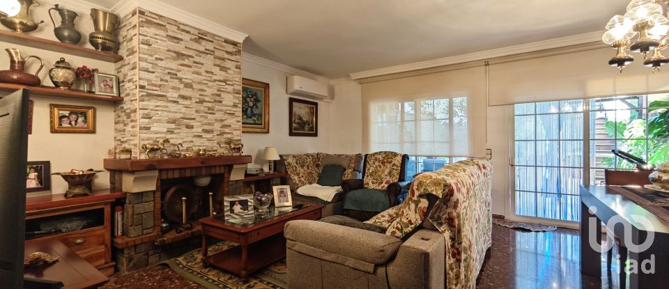 Maison 4 chambres de 241 m² à Sant Llorenç d'Hortons (08791)