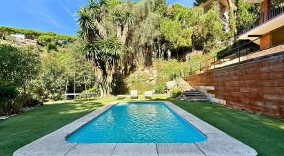 Apartment in house 4 bedrooms of 170 m² in Arenys de Munt (08358)