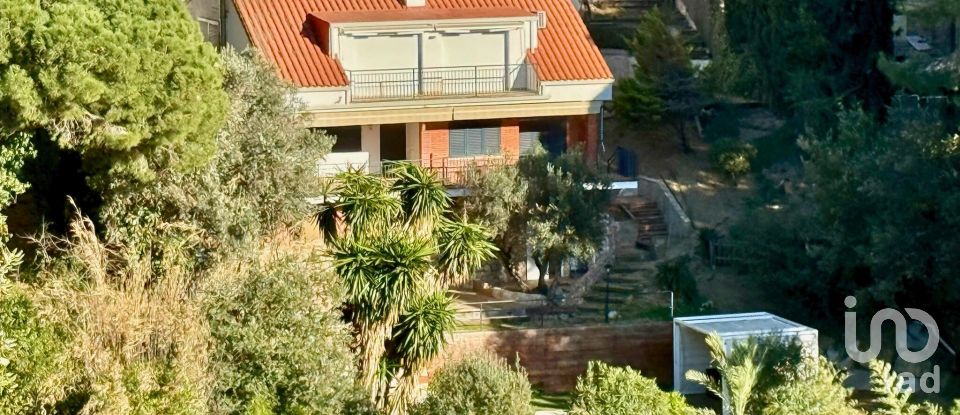 Habitatge unifamiliar  4 habitacions de 170 m² a Arenys de Munt (08358)