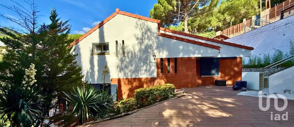 Habitatge unifamiliar  4 habitacions de 170 m² a Arenys de Munt (08358)