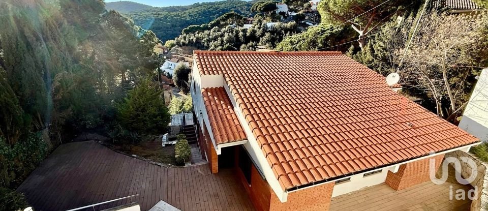 Habitatge unifamiliar  4 habitacions de 170 m² a Arenys de Munt (08358)