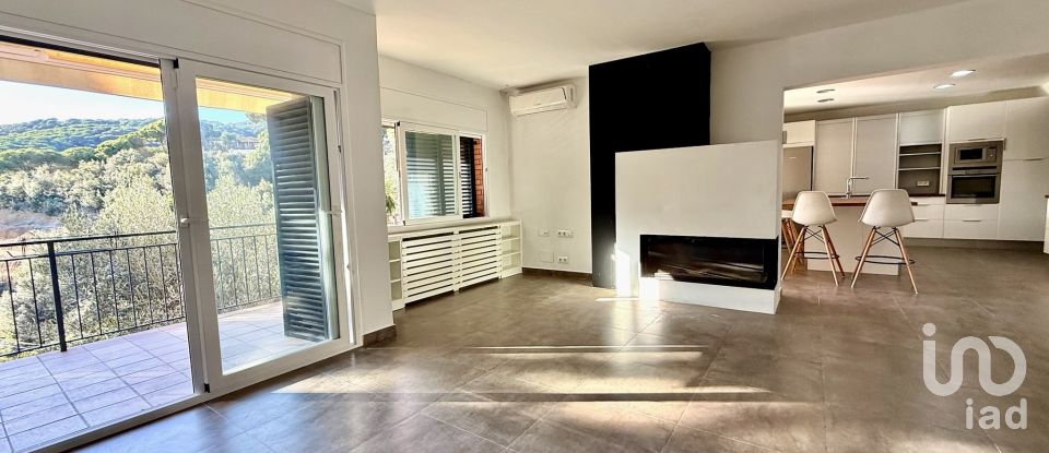 Habitatge unifamiliar  4 habitacions de 170 m² a Arenys de Munt (08358)