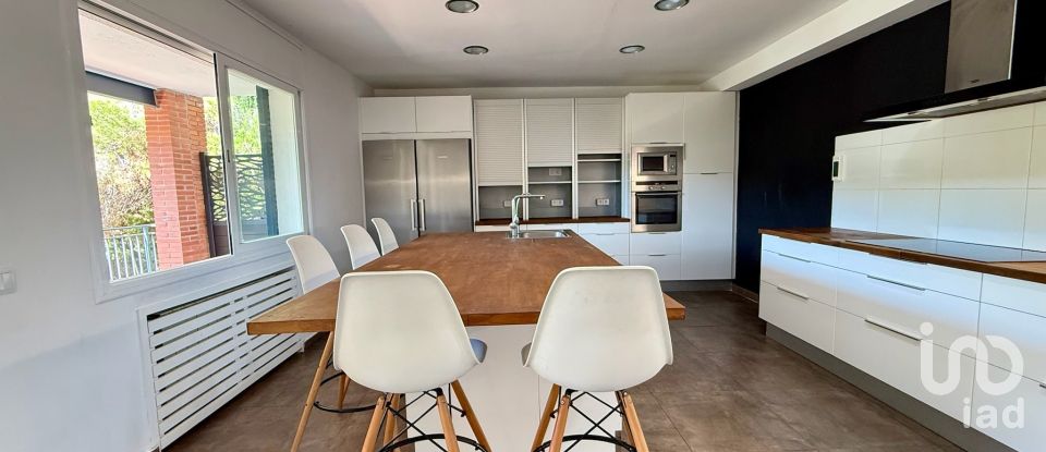 Habitatge unifamiliar  4 habitacions de 170 m² a Arenys de Munt (08358)