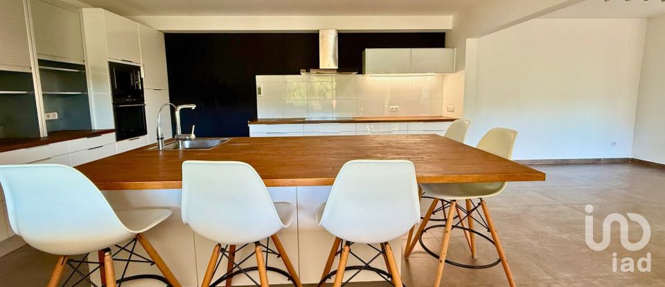 Habitatge unifamiliar  4 habitacions de 170 m² a Arenys de Munt (08358)