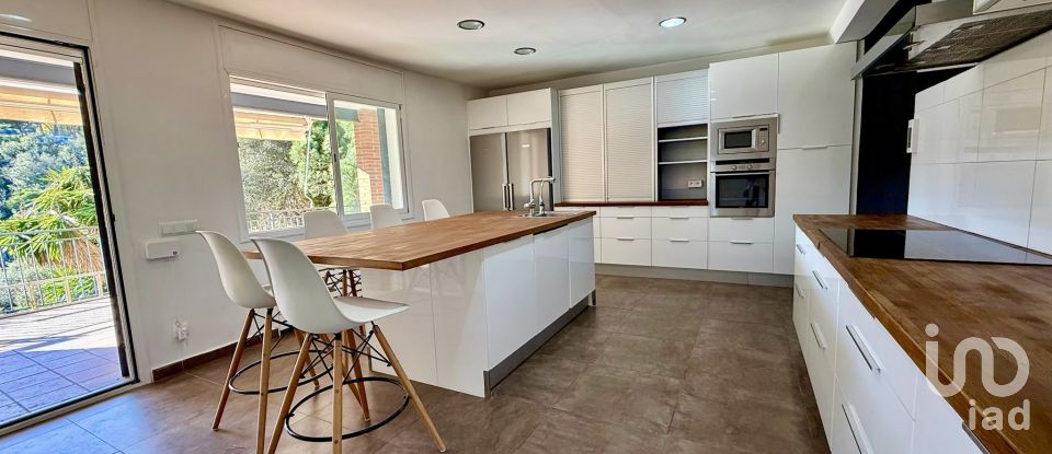 Habitatge unifamiliar  4 habitacions de 170 m² a Arenys de Munt (08358)