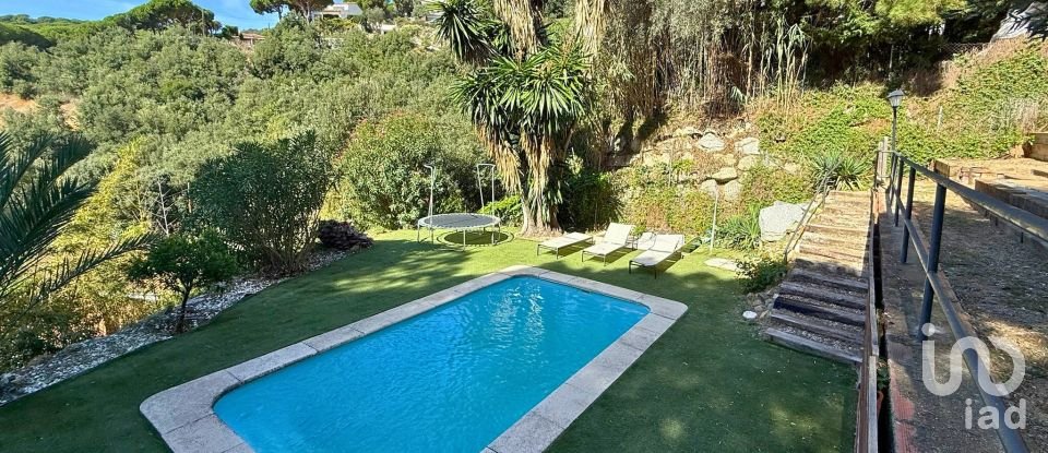 Habitatge unifamiliar  4 habitacions de 170 m² a Arenys de Munt (08358)