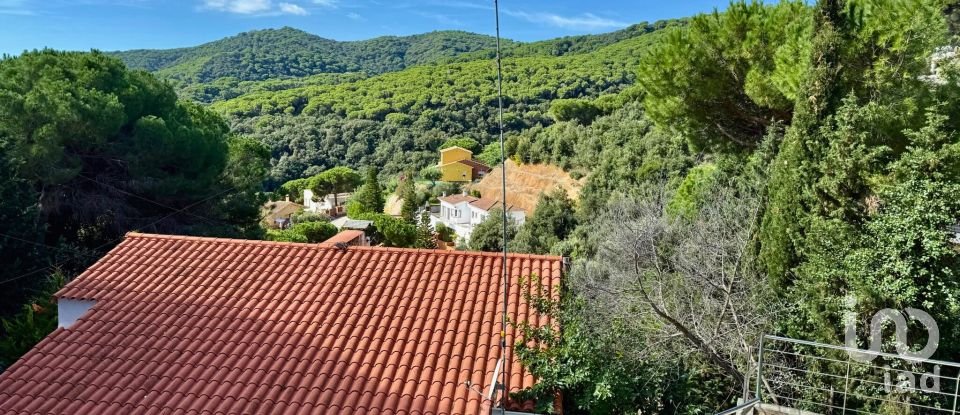 Habitatge unifamiliar  4 habitacions de 170 m² a Arenys de Munt (08358)