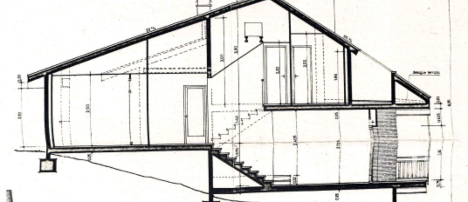 Habitatge unifamiliar  4 habitacions de 170 m² a Arenys de Munt (08358)