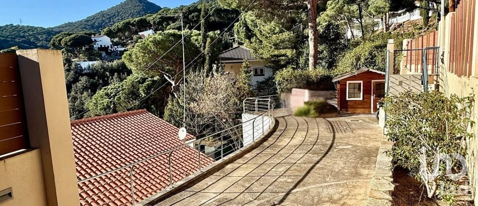 Habitatge unifamiliar  4 habitacions de 170 m² a Arenys de Munt (08358)