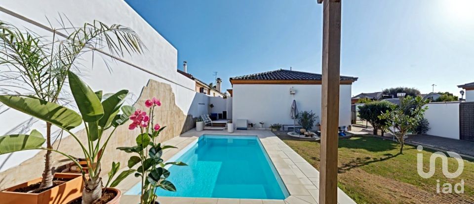 Casa 3 habitaciones de 105 m² en Chiclana de la Frontera (11130)
