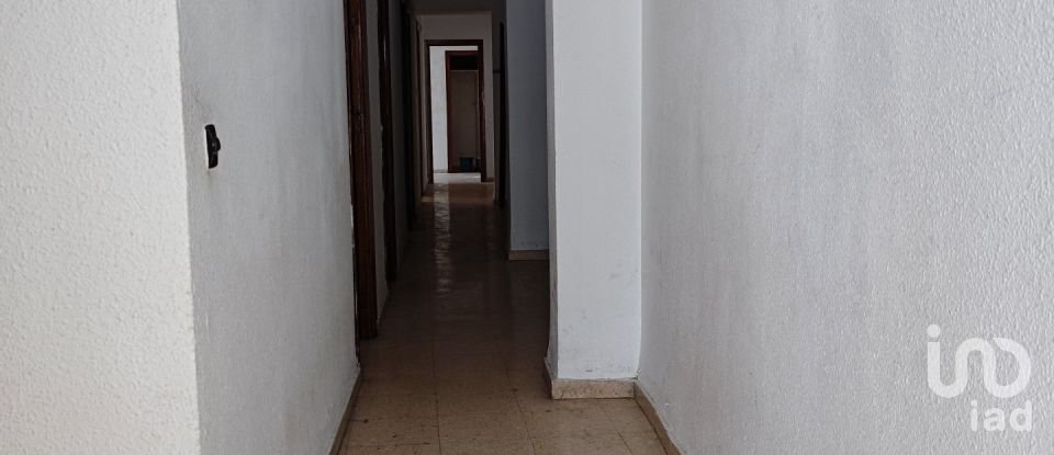 Piso 4 habitaciones de 111 m² en Oliva (46780)