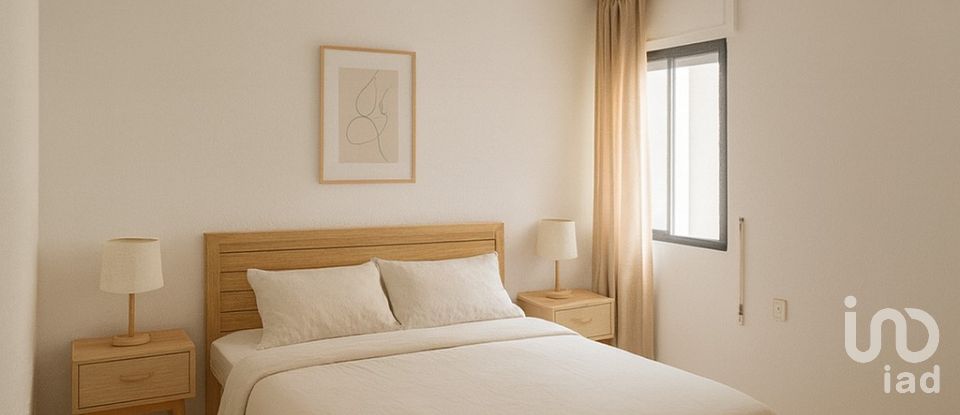 Piso 4 habitaciones de 111 m² en Oliva (46780)