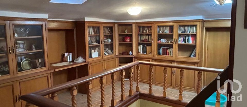 Appartement 3 chambres de 70 m² à La Pola de Gordón (24600)