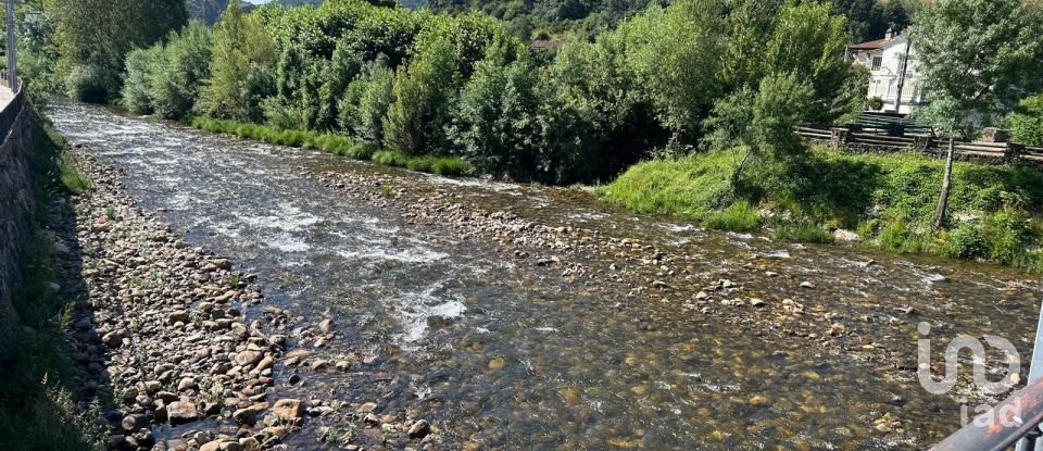 Appartement 3 chambres de 70 m² à La Pola de Gordón (24600)