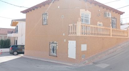 House 4 bedrooms of 137 m² in Villanueva de las Torres (18539)